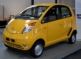 Tata_Nano_Lx.jpg