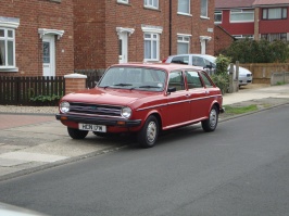 Austin_Maxi_2_HL.jpg Austin_Maxi_2_HL.jpg