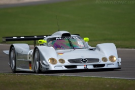 Mercedes-Benz-CLR_1.jpg