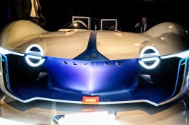 Renault_Alpine_Vision_Gran_Turismo_005.jpg