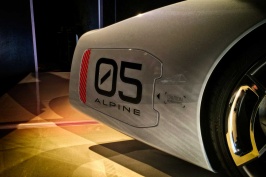 Renault_Alpine_Vision_Gran_Turismo_019_photo.jpg