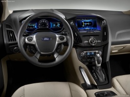 Ford-Focus_Electric_2012_800x600_wallpaper_14.jpg