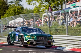 endurance-24-hours-of-the-nurburgring-2015-85-bentley-team-bentley-continental-gt3-guy-smi.jpg