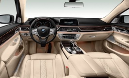 2016-BMW-750Li-xDrive-134-876x535.jpg