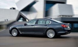 2016-BMW-750Li-xDrive-103-876x535.jpg 2016-BMW-750Li-xDrive-103-876x535.jpg