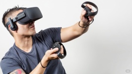 1434066226-oculus-touch-2.jpg