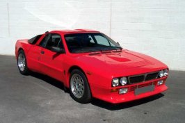 Lancia 037 Stradale (a).jpg