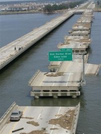 katrina_nola_i-10_bridge_01.jpg