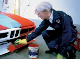 1979-bmw-m1-art-car-by-andy-warhol-4-lg.jpg