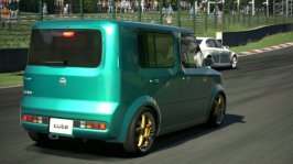 NISSAN CUBE EX (FF-CVT) '02 MIDFIELD.jpg