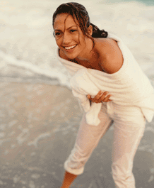 jlo on beach.gif