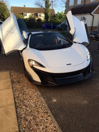 675LT Spider 01.jpg