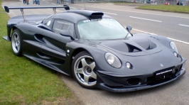 Lotus_Elise_GT1_Road_Car_(front_right).jpg