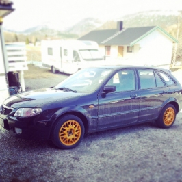 Mazda 323F.jpg