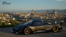 Pagani Zonda R 2009.jpg