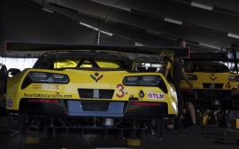 corvette racing 3 paddock cpyrt.jpg