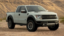 Ford F-150 Raptor_Front - Crop.jpg