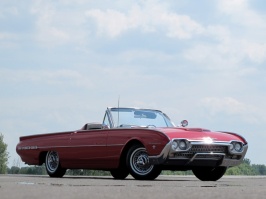 Ford Thunderbird 1962.jpg Ford Thunderbird 1962.jpg