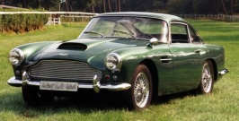 Aston_Martin_DB4_2.jpg