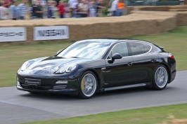 Porsche_Panamera_4S.jpg