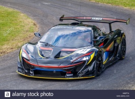 2015-mclaren-p1-gtr-james-hunt-special-edition-at-the-2016-goodwood-H86PTA.jpg