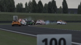 Screenshot_renault_clio_cup_castlecombe_modern_29-4-120-20-46-30.jpg