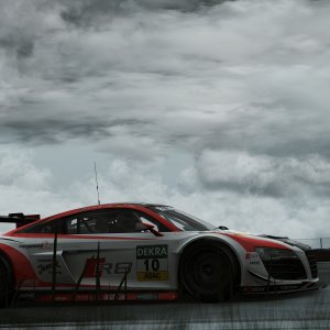 R8 LMS 4K