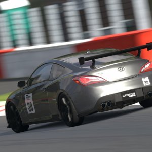 Hyundai Genesis Coupe 3.8 Track (1)