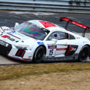 2015 R8 LMS