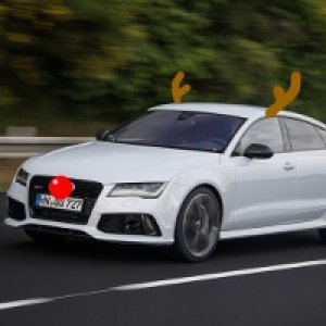 Festive RS7