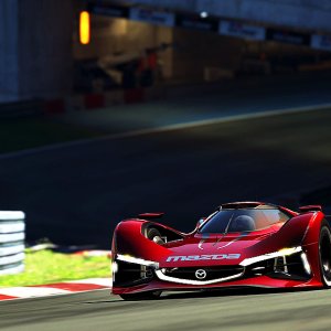 Mazda LM002 VGT on Midfield_2.jpg