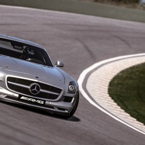 Mercedes_SLS_AMG_06.jpg