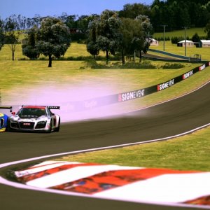 Mount Panorama Motor Racing Circuit_4.jpg