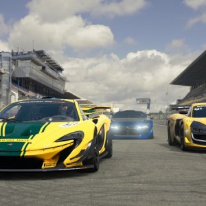 Track Cars on Home Straight.jpg
