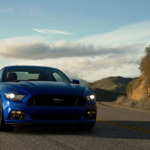 Ford Mustang GT 5.0 - California Highway.jpg