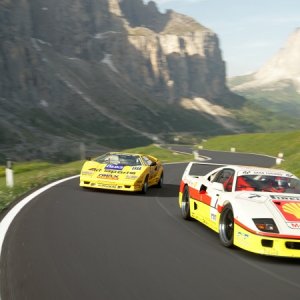F40 vs Countach 1.jpg