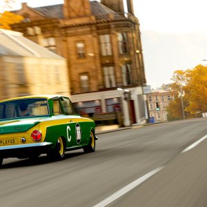 A Cortina cruise by the city