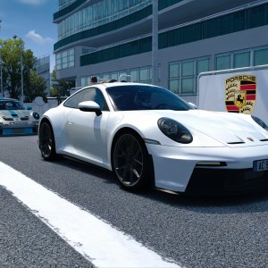 Screenshot_porsche_911_gt3_2022_acu_miami-bayside_22-6-121-21-54-43.jpg