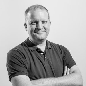 Andrew-E_centred_800.jpg