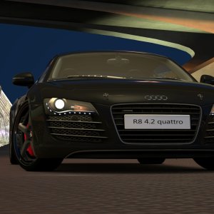 Audi R8 4.2 FSi Quattro