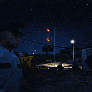 (GIF) The security guard patrols the spooky seasonal nights