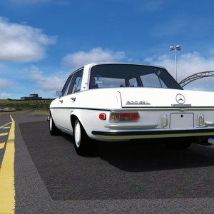 Screenshot_mercedes_300sel_princegeorge_9-2-122-21-46-44.jpg