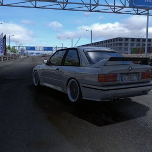 Screenshot_bmw_m3_r_e30_ks_drag_6-3-122-16-7-58.jpg