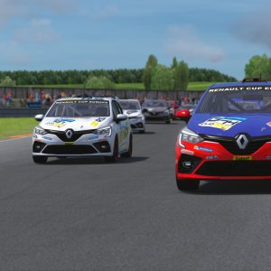 Screenshot_renault_clio_cup_2022_nogaro_8-4-122-18-33-19.jpg