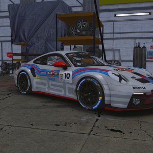 Screenshot_gue_porsche_911_gt3_cup_992_ltk_csr_garage_26-4-122-19-52-38.jpg