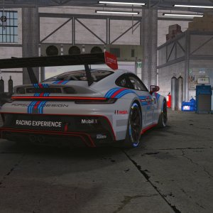 Screenshot_gue_porsche_911_gt3_cup_992_ltk_csr_garage_26-4-122-19-52-48.jpg