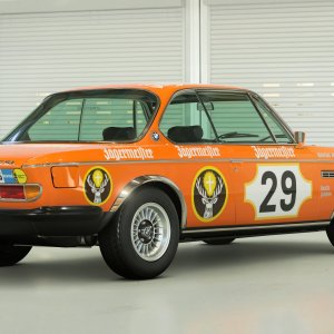 NikiLauda_Jagermeister_AlpinaRacing_BMW_3.0CSL_2.jpg