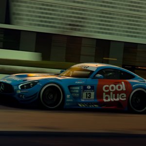 Coolblue Mercedes 2.jpg