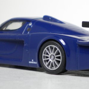 Kyosho Maserati MC12 GT1