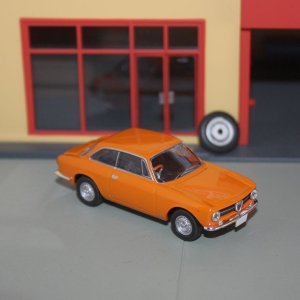 Alfa Romeo GT1600 Junior